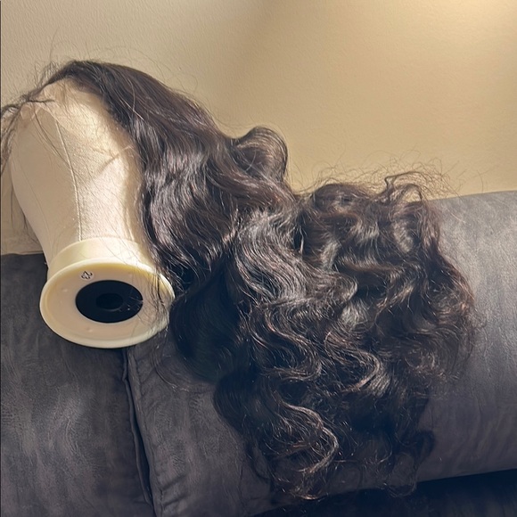 Luxurious Dark Brown Wavy Hair Wig - Picture 3 of 7